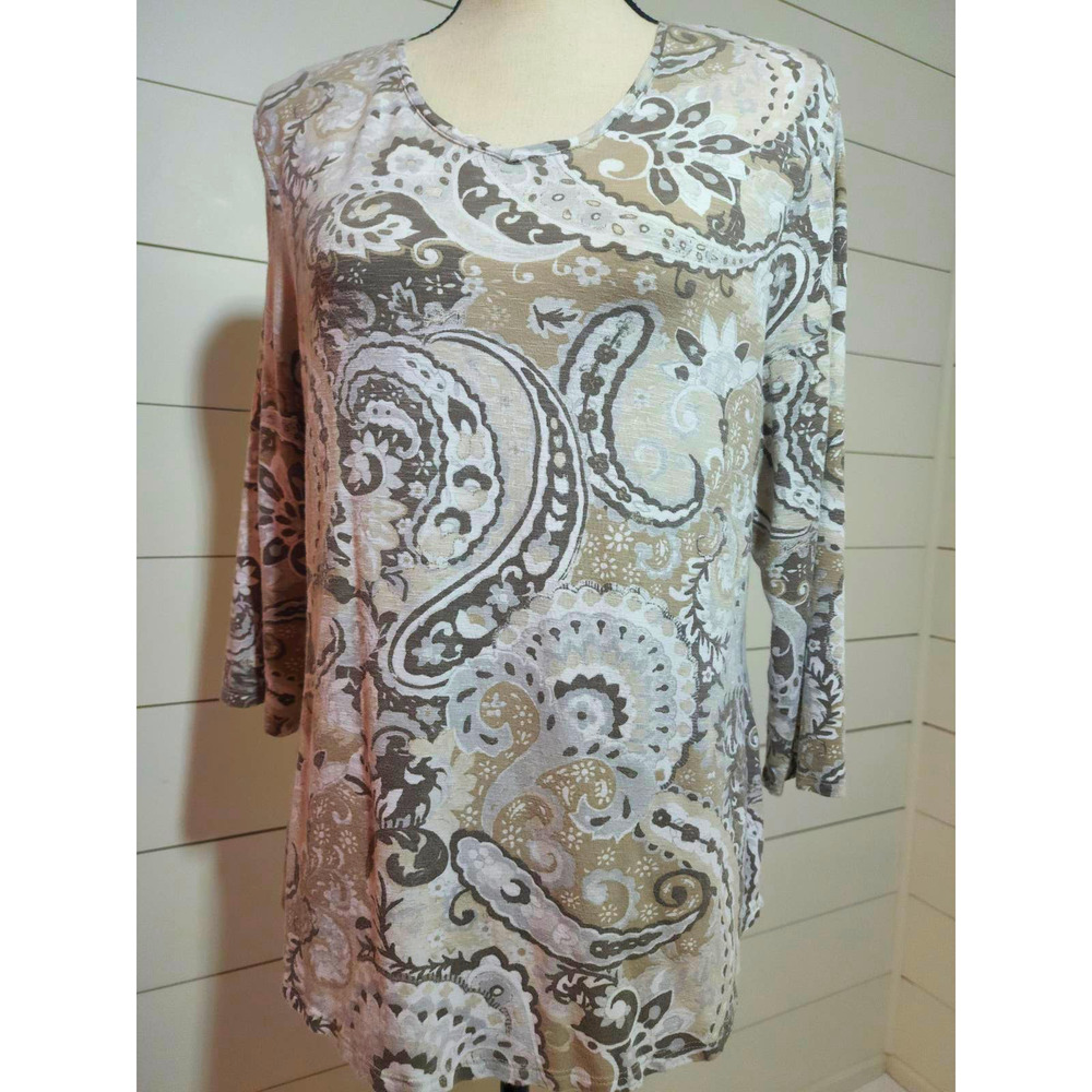 Chico's Size 1 Paisley  top, 3/4 length sleeves, brown, tan, cream